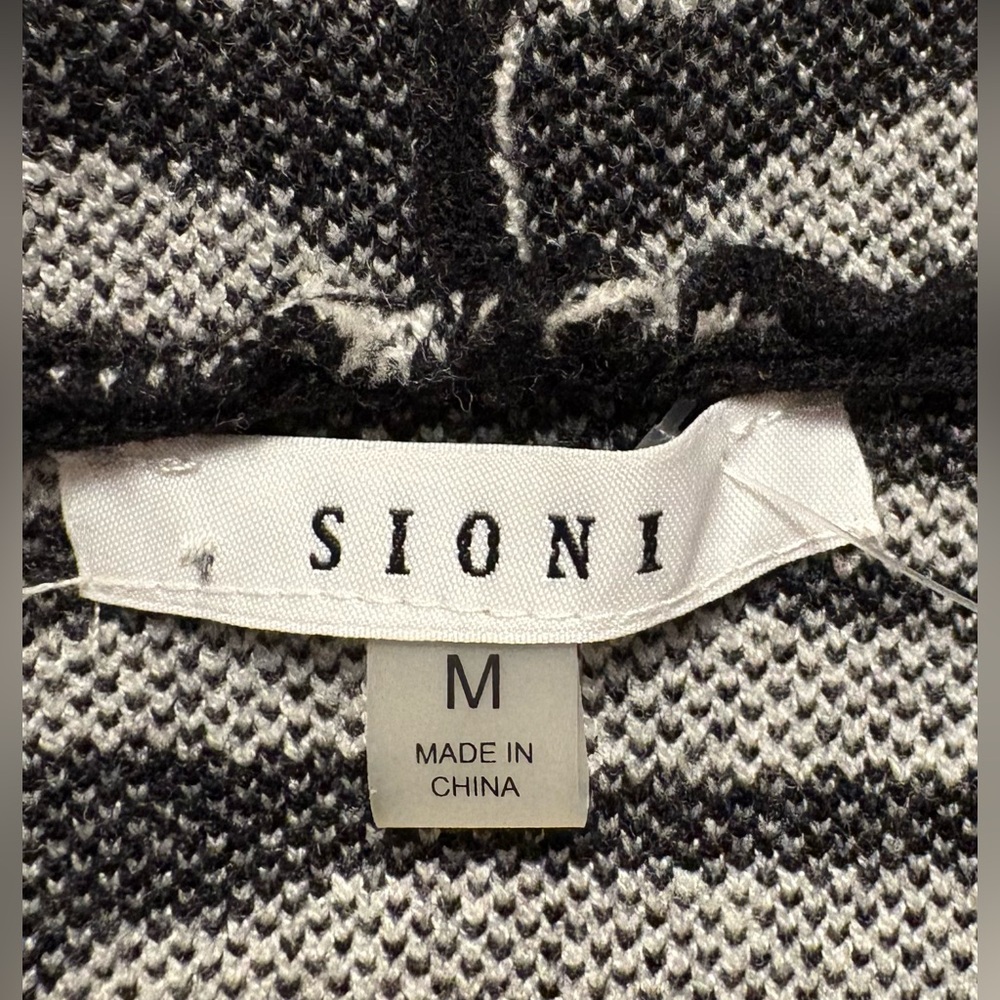 Sioni Black and White Zebra Sweater Cardigan - Picture 4 of 6
